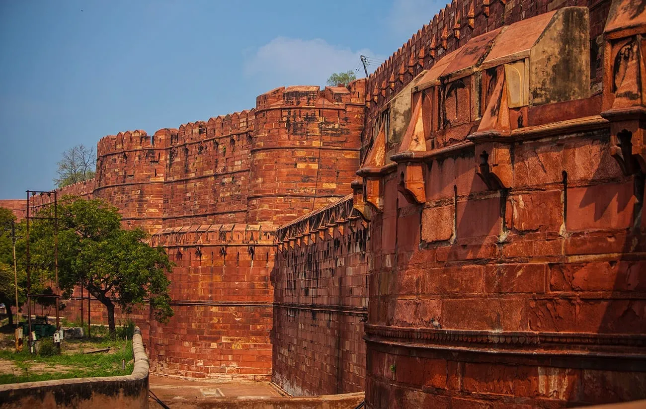 WARANASI, BODHGAYA, KHAJURAHO, DELHI, PANNA, AGRA, TAJ MAHAL